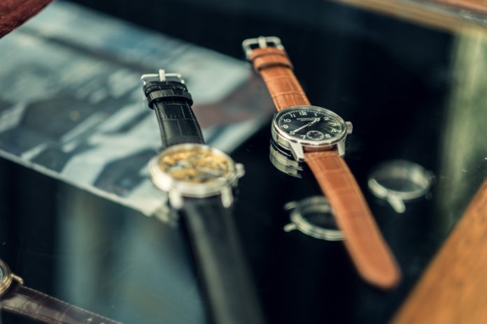 Best GMT Watches Under 1000